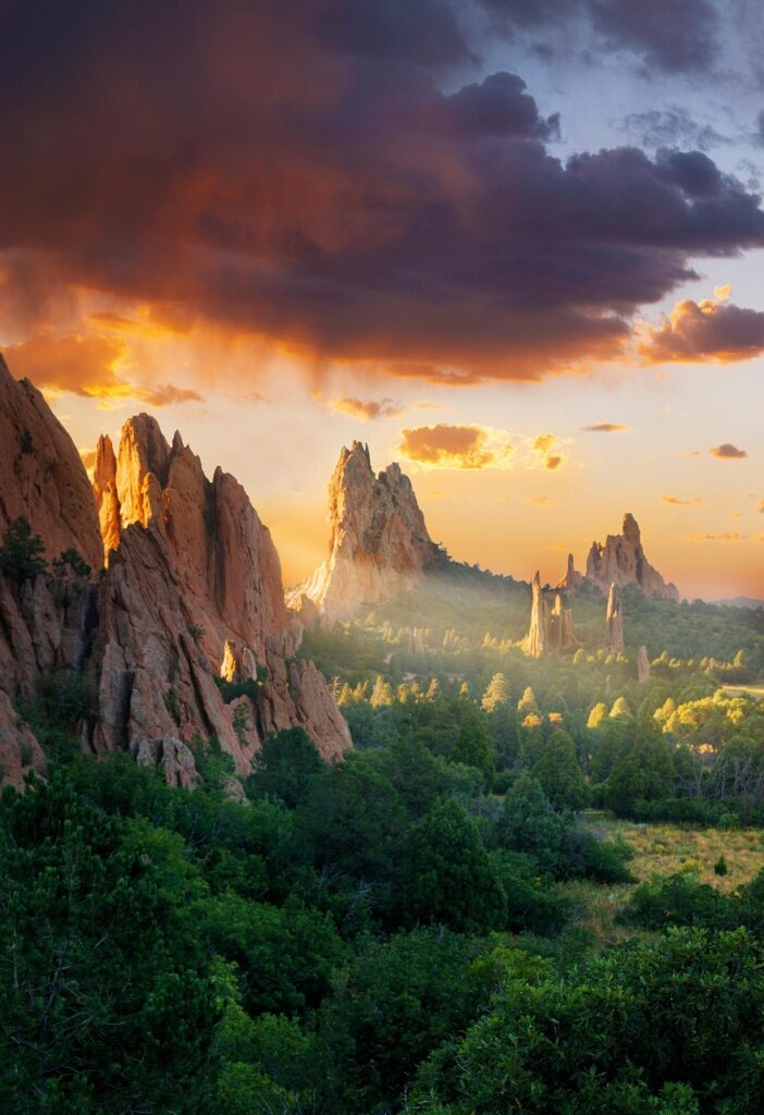 red rocks, sunset, sunrise, garden of the gods, colorado, national park, iconic, usa, rock formations, formation, rock, sandstone, nature, explore, colorado springs, light rays, landscape, colorado, colorado springs, colorado springs, colorado springs, colorado springs, colorado springs